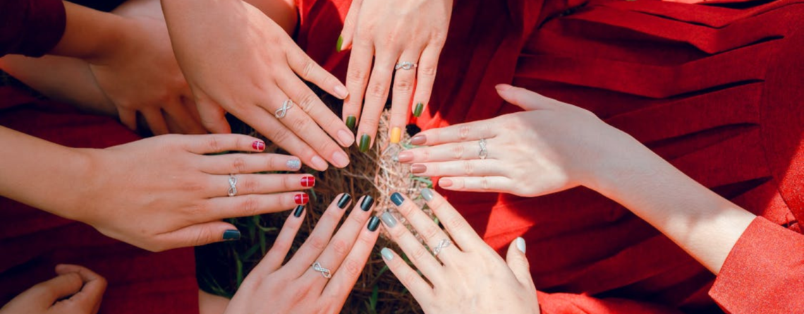 Acrylic Nails vs Gel Nails